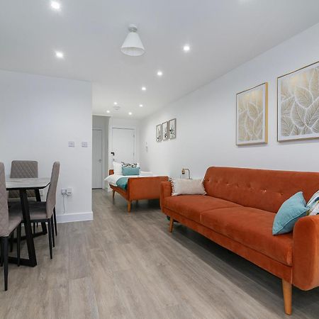 Flat In Queens Park Londen Buitenkant foto